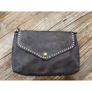 Bolsa Nova Aria Envelope Crossbody Mushroom Leather Studs Free People Campomaggi